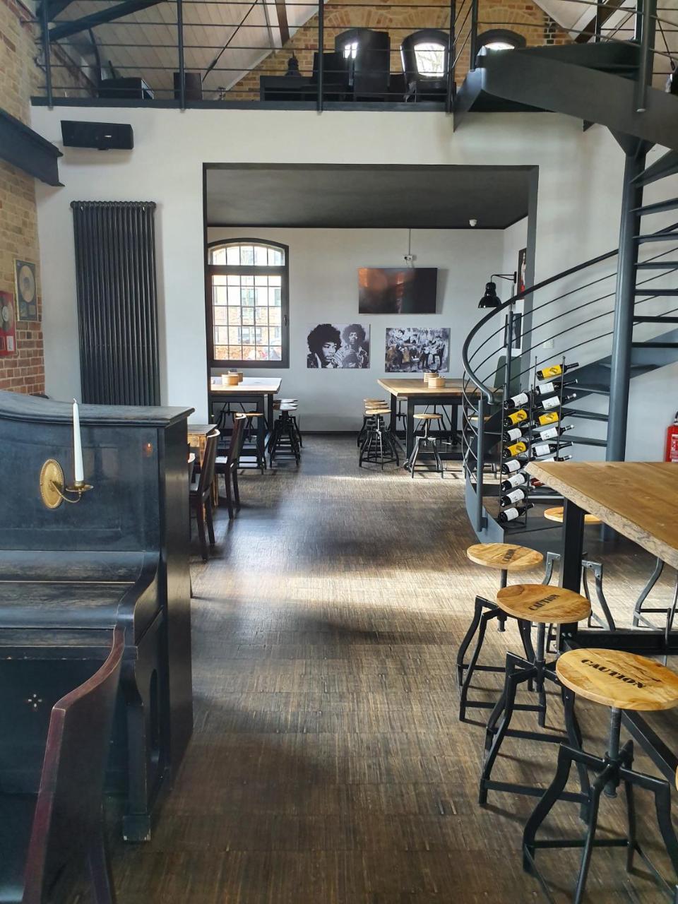 斯特拉松德海芬瑞斯登兹酒店 施特拉尔松德 外观 照片